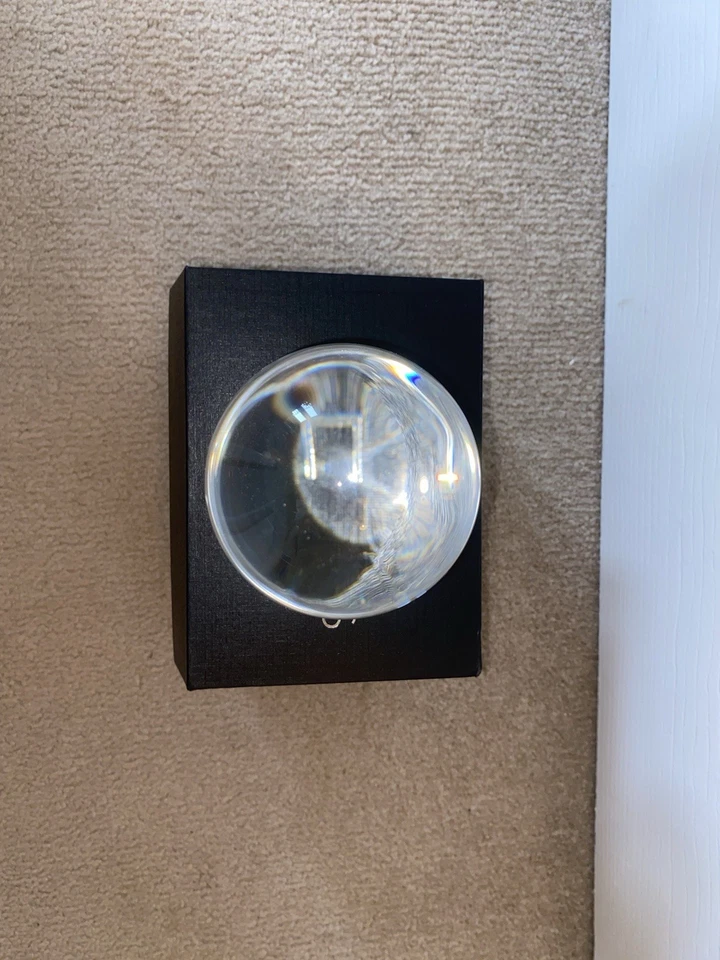 Belle Vous Photography Glass Orb - Image 3 of 4