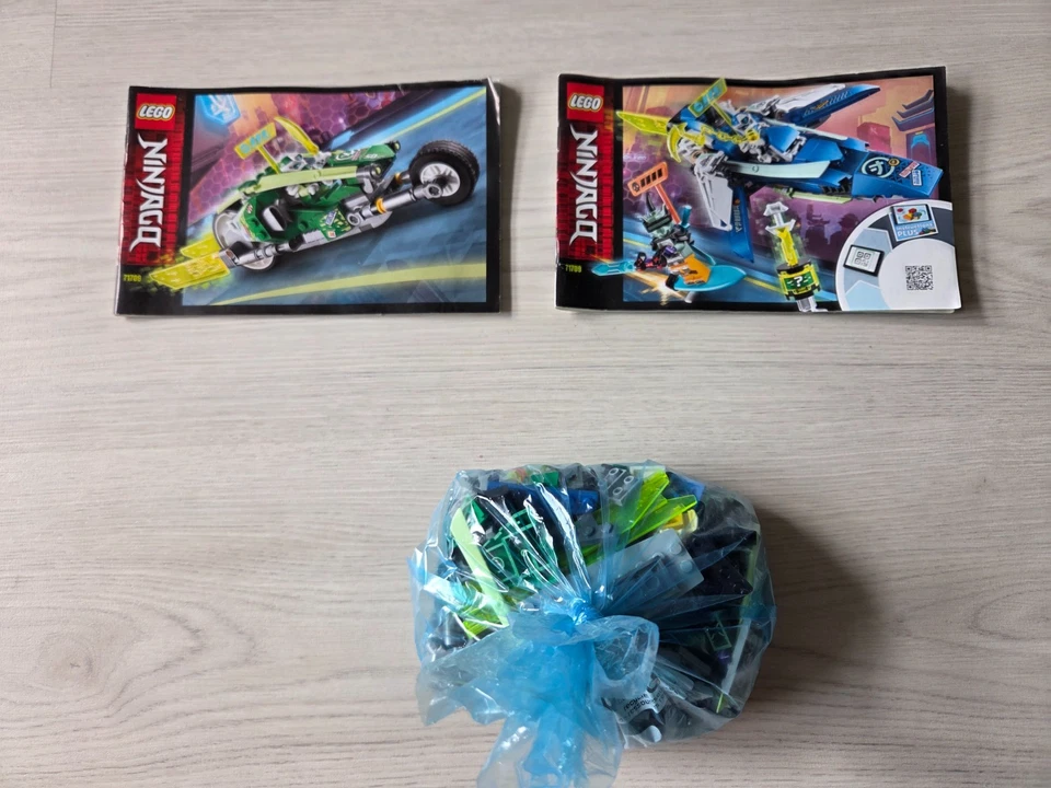LEGO Ninjago 71709 Jay and Lloyd's Velocity Racers, Foto 1 von 5