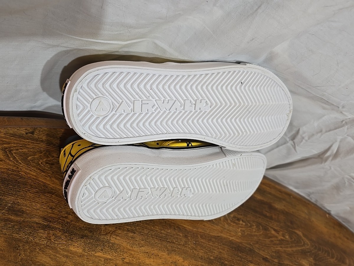 Airwalk Shoes Sneakers Smile Smiley Face yellow Mens Size  display picture 1