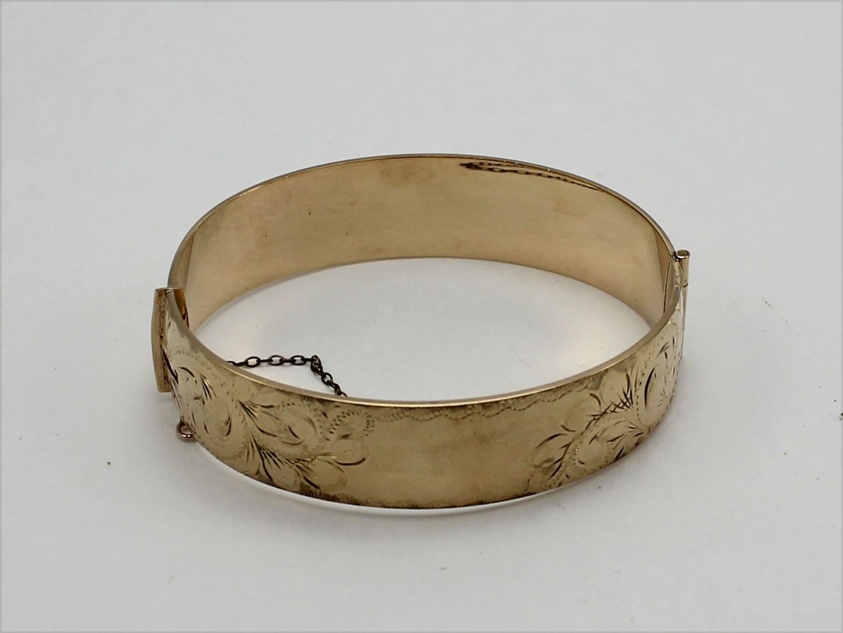 1/5 9Ct. Rolled Signed W.C. Hinged Bangle Bracelet w/Floral