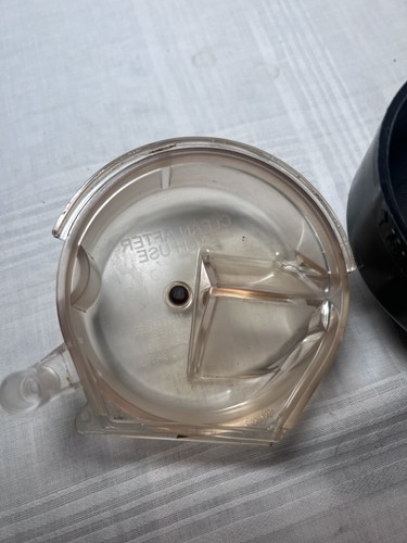 Cuisinart DGB-400 Coffee Maker Replacement Part - Bean Grinder Hopper & Lid - Picture 3 of 5