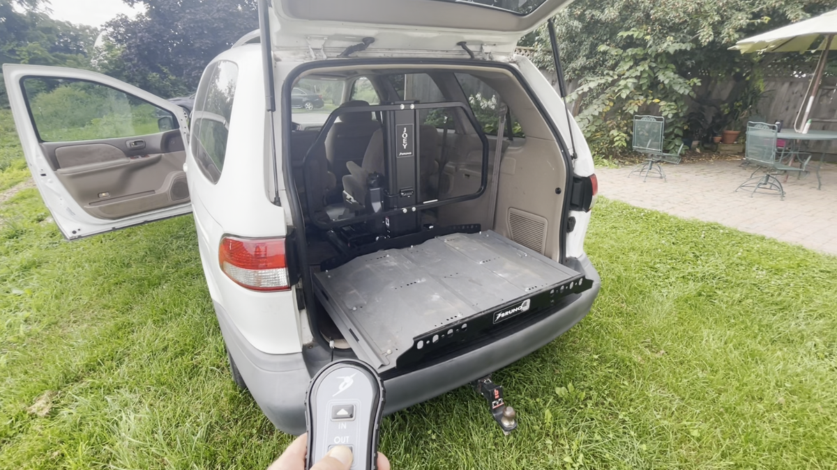 Bruno Joey Wheelchair Lift Model VSL-4400 | eBay