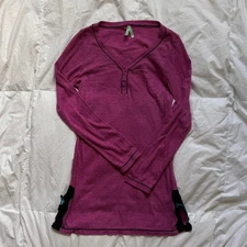 honeydew Long sleeve henley v-neck pajama top sz med lace whimsigoth emo fairy