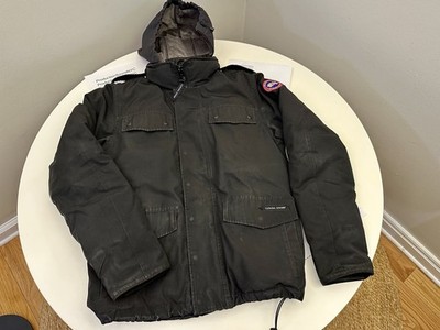Canada Goose Burnett Jacket Coat Expedition Parka  Men s Size M 4075M R