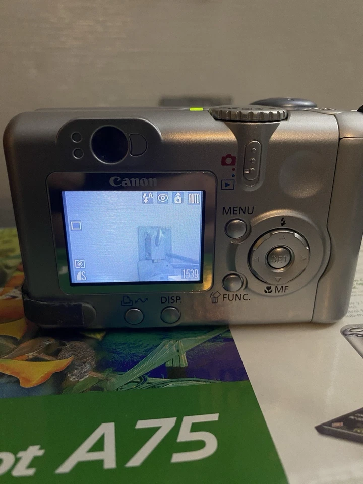 Canon PowerShot A75 Digital Camera 3.2 MP 3x Zoom Compact Flash Card Complete - Image 3 of 4
