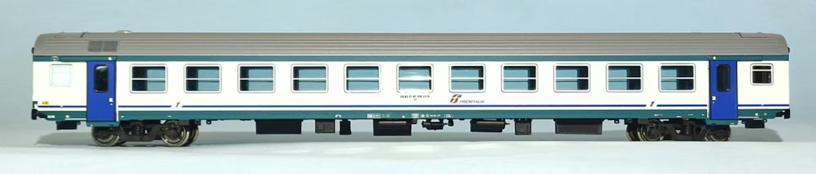 ViTrains 3462 1a Class Mdve Livery Xmpr Logo Red Illuminated
