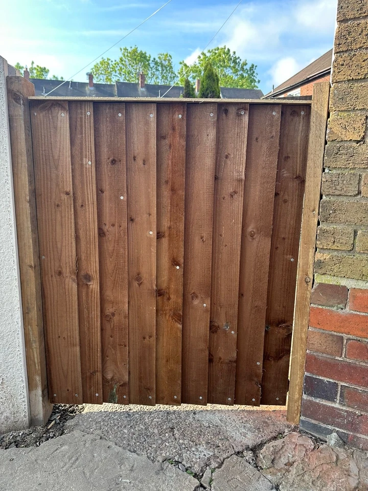 Hardwood, Handmade, Bespoke Gate - Image 2 of 4