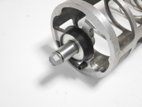 Audi A8 D2 A6 4B 4.2 V8 Inlet Manifold Switch Intake Roller For Repair 077133185 - Picture 3 of 5