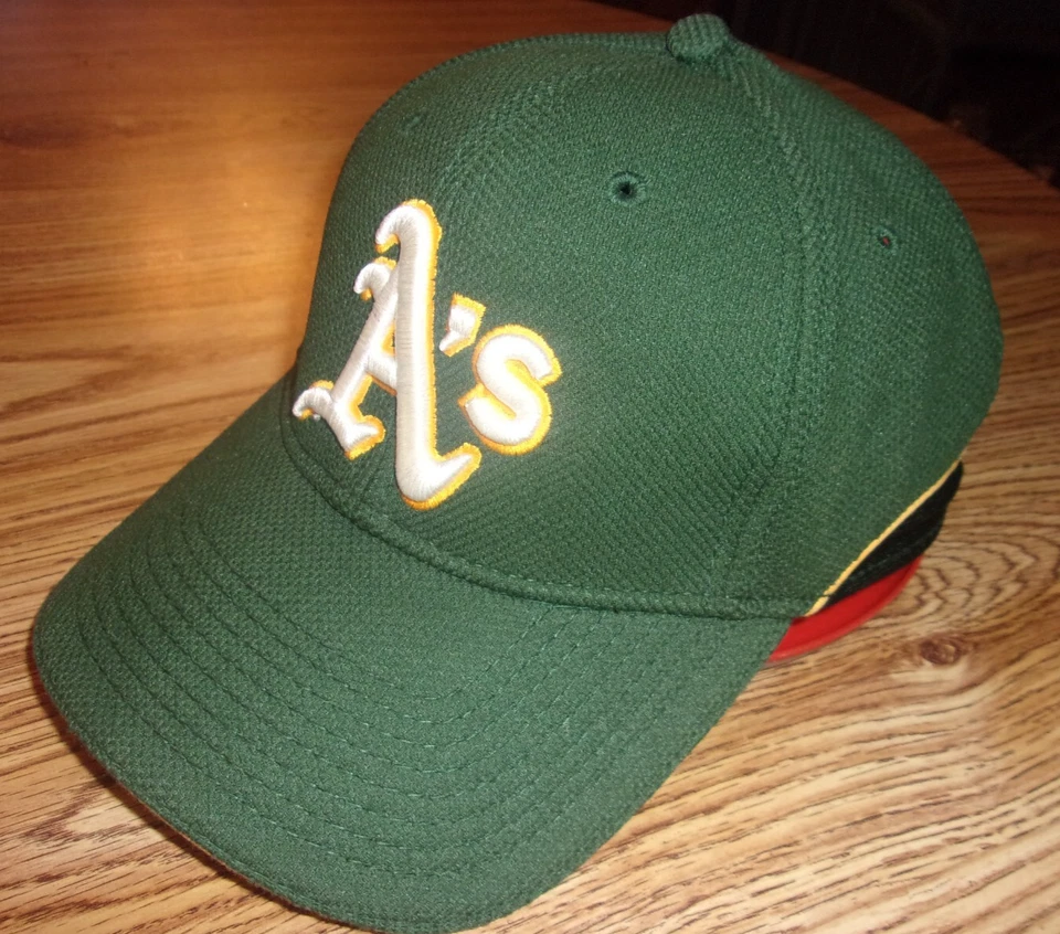 CHAPÉU DE PRÁTICA OFICIAL DE REBATIDAS OAKLAND A'S NEW ERA / BONÉ STRETCH MÉDIO / GRANDE - Imagem 2 de 4