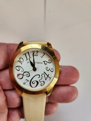 値下げ！ベッツィ&ジョンソン Women's BETSEY JOHNSON Gold Tone, Watch, BJC2137 9-18-2337 37 | eBay