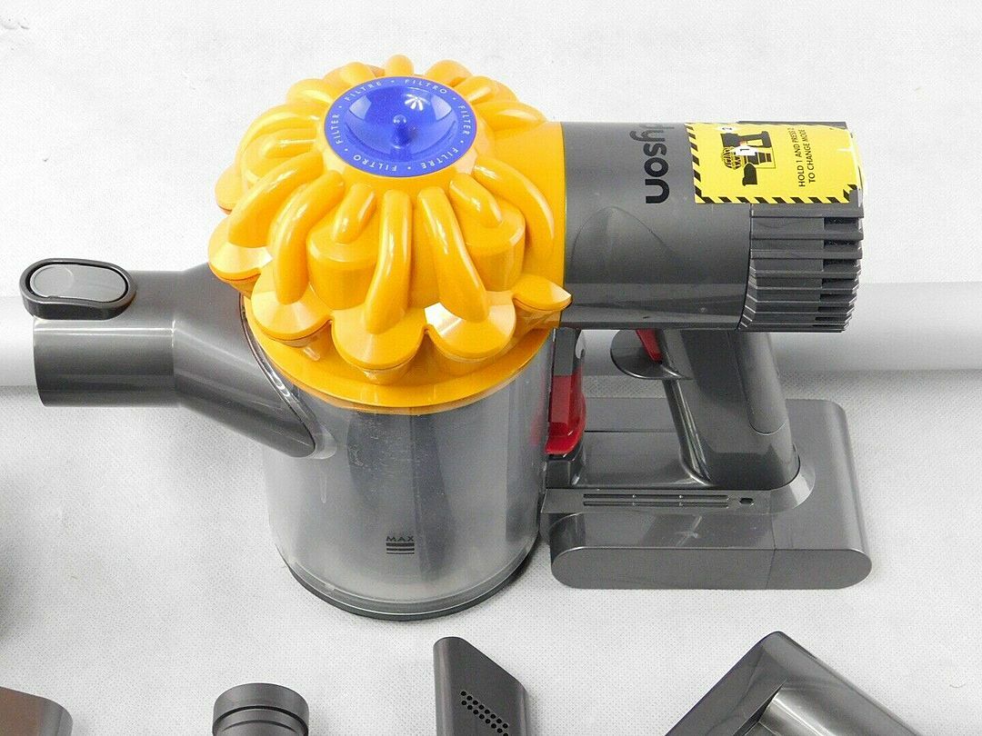 Dyson V6 Slim Cordless Vacuum Cleaner 