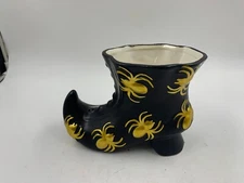 Transpac Ceramic 6.5in Spider Witch Shoe Candy Dish AA02B56035