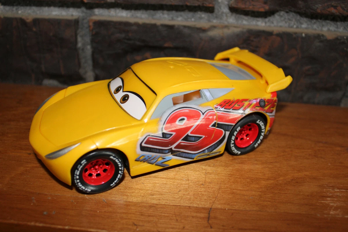 Yellow lightning sale mcqueen car