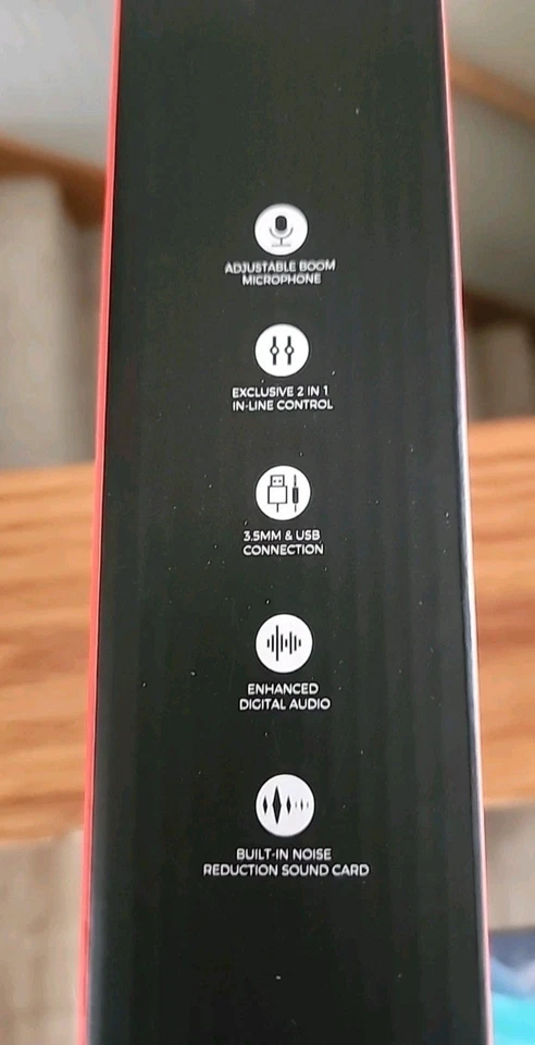 Computer Accessory Lot Wireless Mouse & Wired Headphones - Image 2 of 4