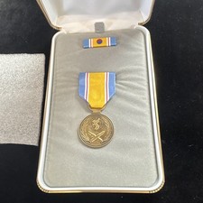 United States Korean Service Medal Korea (1950-53) w/ Case & Ribbon Bar