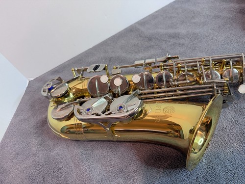 Saxofón Alto Jupiter JAS710 Modelo Estudiante con Estuche - Excelente Estado - Imagen 7 de 24