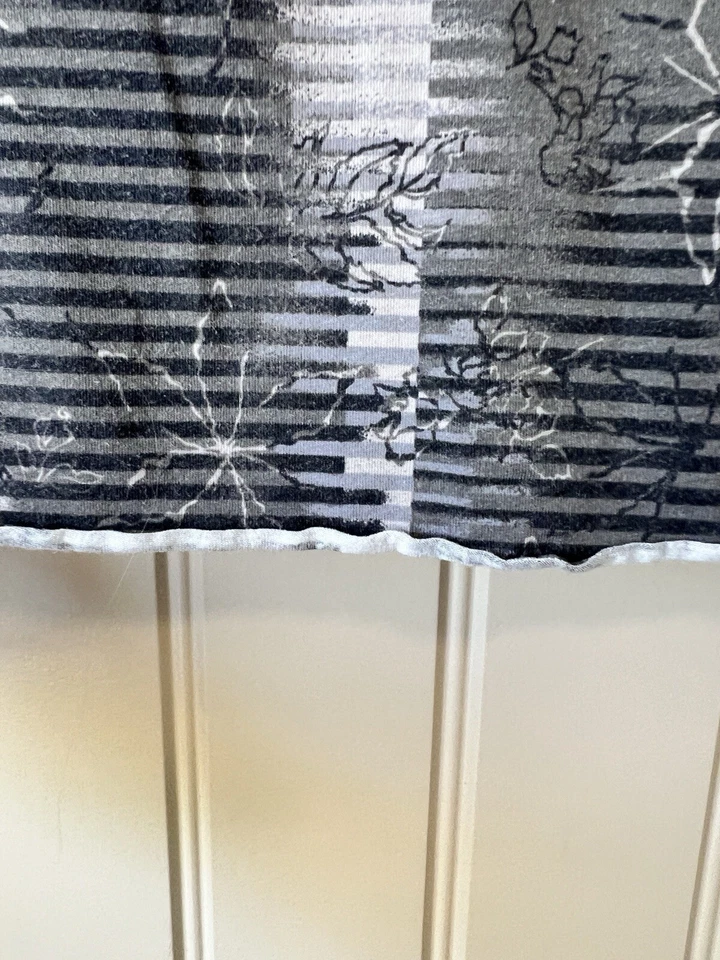 Earth Yoga Women's long sleeve light weight Organic Top M Foto 4 de 4