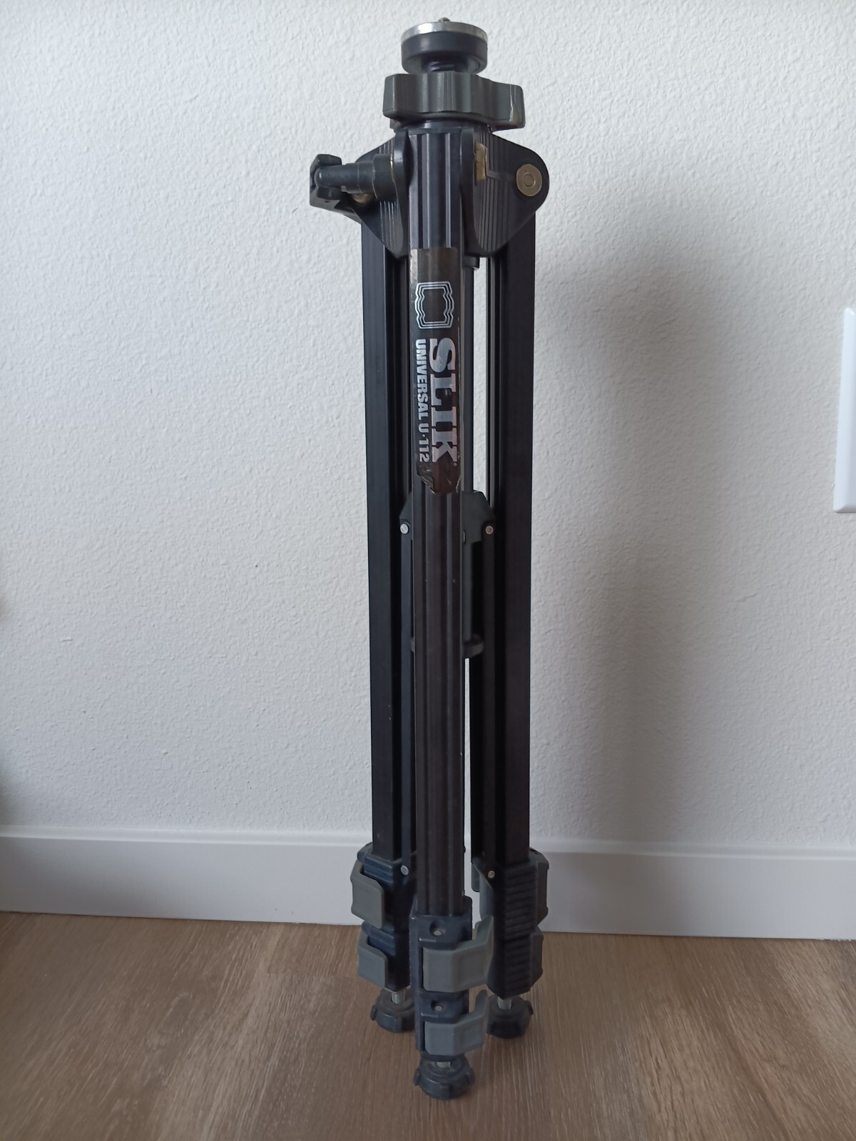 SLIK Universal U112 Tripod Lightweight eBay