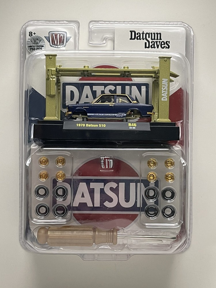 M2 Machines Model Kit 1970 Datsun 510 R46 22-09 DATSUN SAVES Blue 1/64 JDM