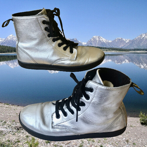 doc marten silver lake