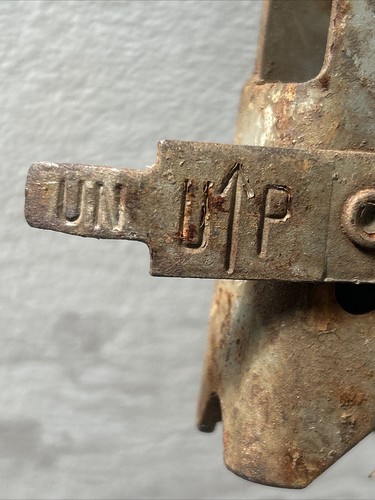 Vintage Plymouth Barracuda Bumper Jack 33 1/2" Tall No Base - Picture 16 of 16