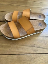 Reef Cushion Vista Hi Sandal, Size 9