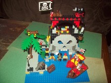 LEGO PIRATES SET 6279 SKULL ISLAND