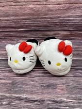 Hello Kitty Sanrio Girls Size Medium Slippers Plush