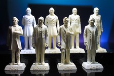Marx US American Presidents Statues Unpainted Lincoln Tyler Johnson Playset