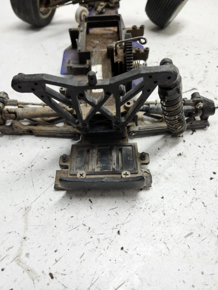 Vintage Traxxas Rustler RC R/C Nitro Vintage TRX roller - Image 4 of 4