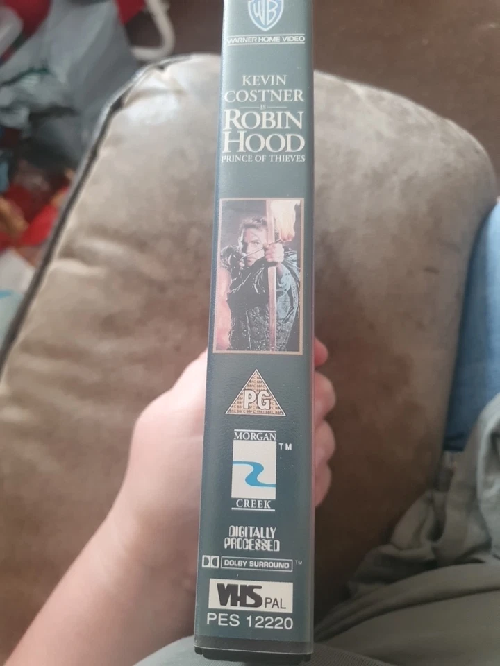 Robin Hood Prince Of Thieves - Kevin Costner (PAL VHS) Includes music video - Image 3 of 4