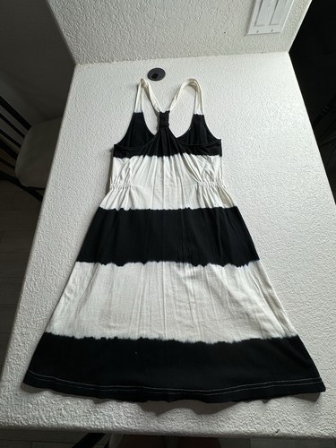 Hurley Black & White Striped Dress - Medium - Picture 4 of 4