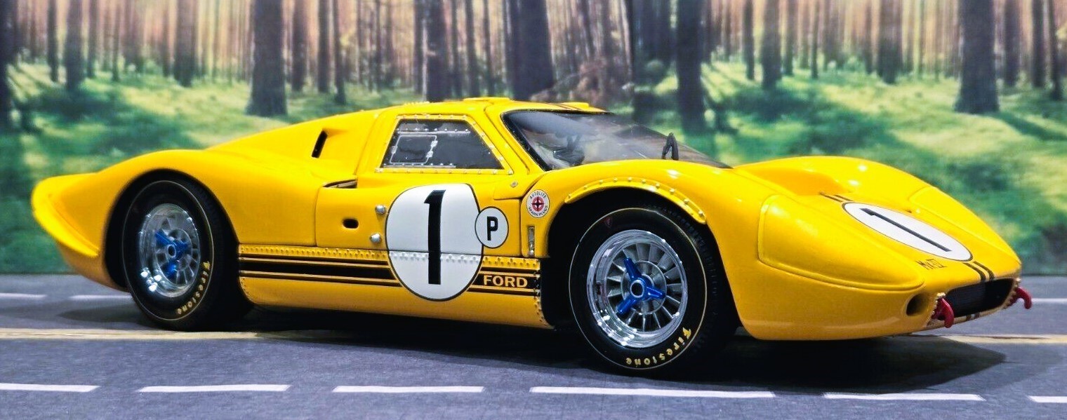 Ford GT40 Race Car Le Mans Racing w/V8 Engine/Custom Metal Body 1:18 Scale Model