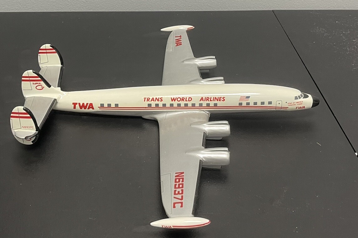 LOCKHEED SUPER CONNIE 木製模型キット LOCKHEED SUPER CONNIE 木製模型キット