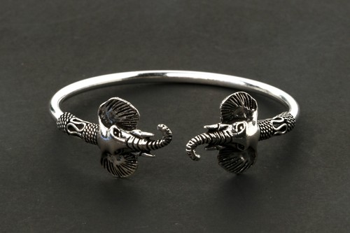 Tribal Artisan Bali Sterling Silver 925 Bangle Cuff Elephant Jewelry Bracelet - Picture 3 of 6