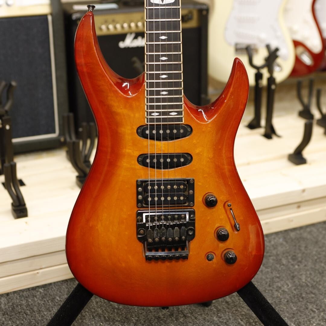 Yamaha RGZ-1 SSH Electric Guitar with Solid Body and Smooth Playability