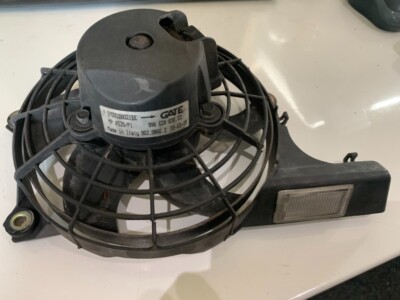 PORSCHE 911 996 OEM ENGINE REAR HOOD FAN WITH MOTOR 996.624.036.03 