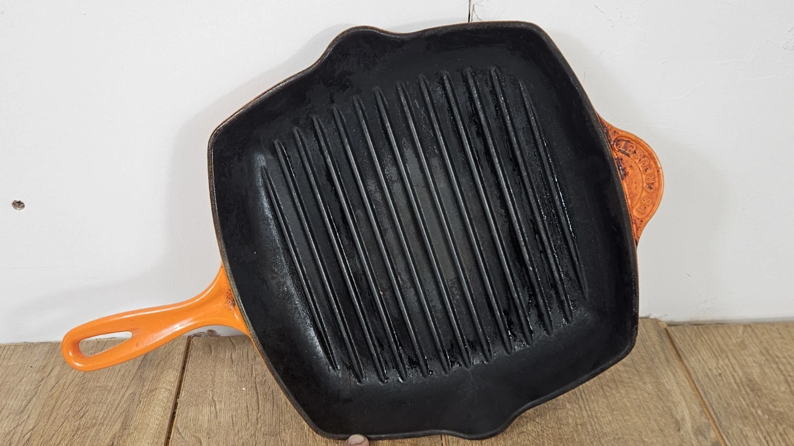 Le Creuset Signature Cast Iron Square Skillet Grill Pan 26cm - Flame Orange s11