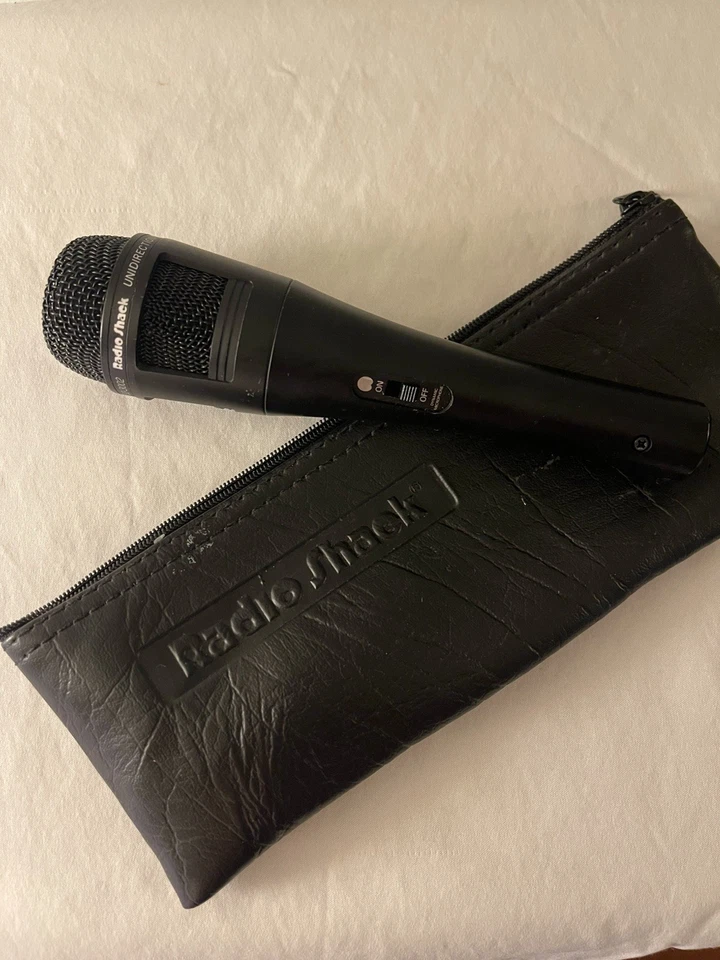 Radio Shack 33-3002 Micrófono Dinámico Unidireccional con Bolsa Foto 2 de 3