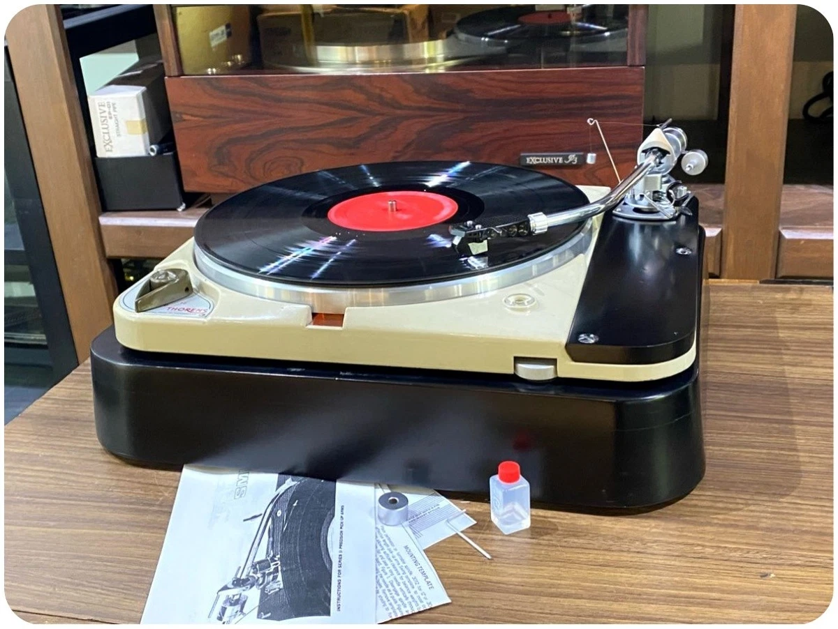 Rega RB220 Braccio per giradischi | DOLFI Hi-Fi FIRENZE vendita e Rega RB220 Braccio per giradischi | DOLFI Hi-Fi FIRENZE vendita e