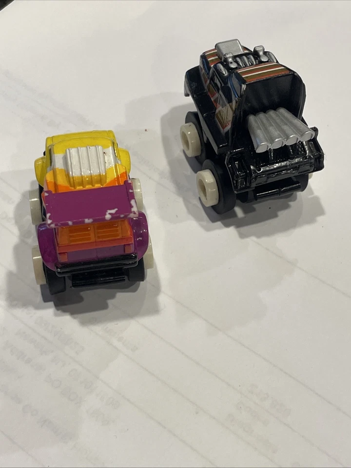 Lot of 2 Vintage Micro Machines Stunt Maniacs Baja Bronco & Kenworth Semi - Image 4 of 4