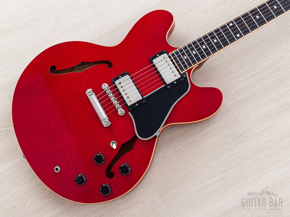 Gibson ES-335（チェリー）2001年製 Nashville 2001 Gibson ES-335 Dot Semi-Hollow Guitar w/ 57 Classic PAFs