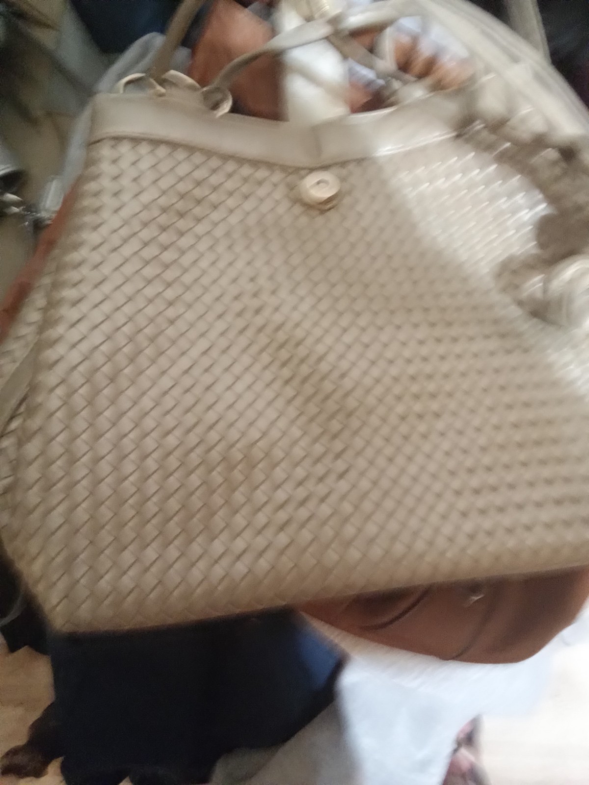 Misc Purses For Slae - image 9