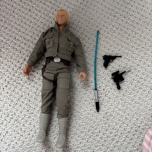 Star Wars Luke Skywalker 12" Figure with Outfit and Blaster Vintage 1992 Hasbro