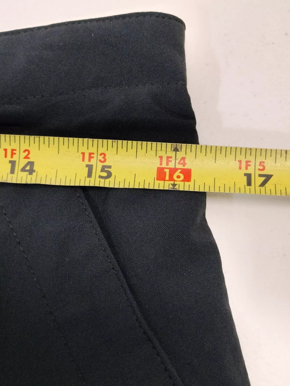 lole solid mini active pockets shorts