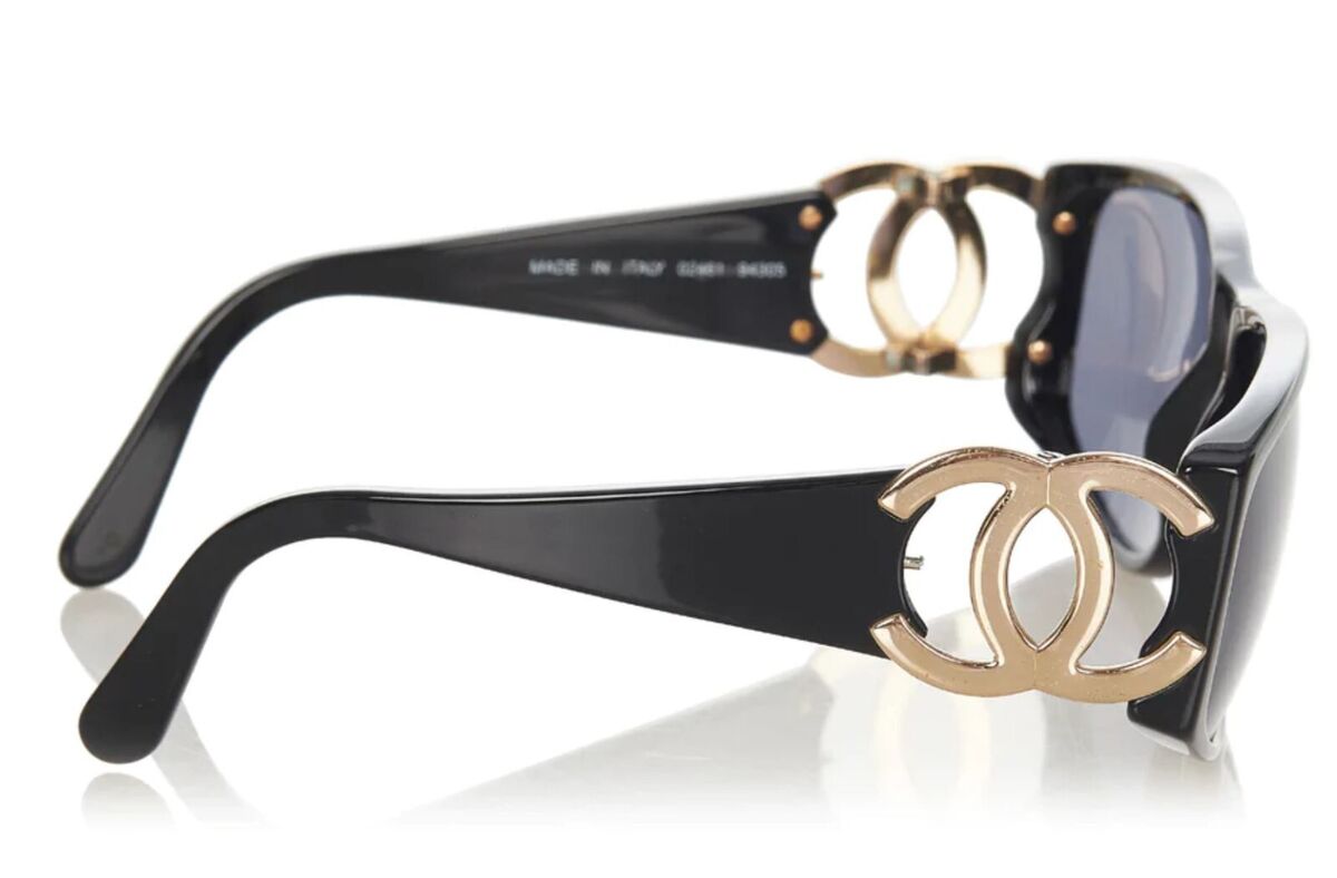 New CHANEL 02461 94305 Black Gold CC Cocomark Sunglasses New CHANEL 02461 94305 Black Gold CC Cocomark Sunglasses