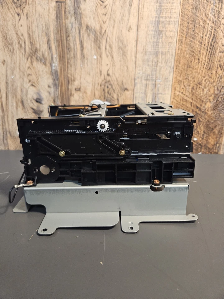 *Parting Out* Fostex D-5 DAT Recorder | Rack Mount Handles & Spacers - Image 2 of 4