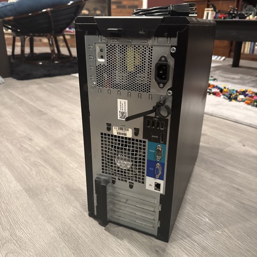 Dell PowerEdge T110 - no hdd - Picture 5 of 6
