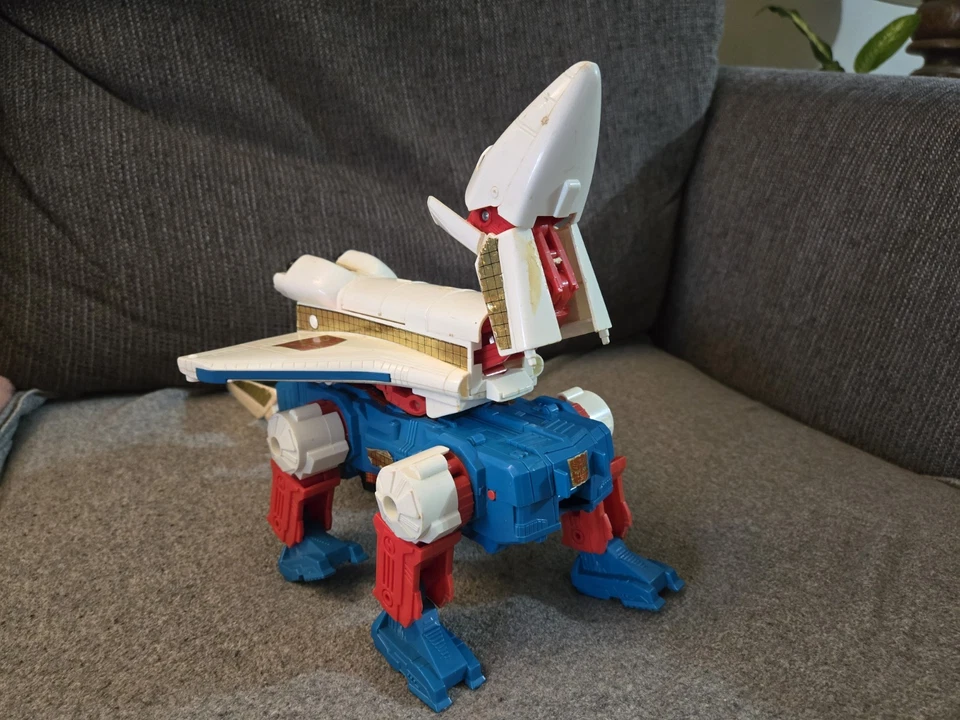 Vintage G1 1986 Transformers Sky Lynx Action Figure Incomplete Not Working - Image 3 of 4