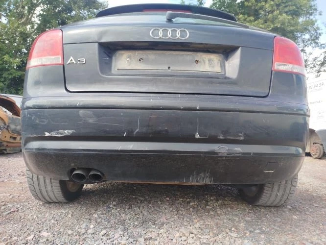 Pare-choc Arrière AUDI A3 (8P) – Noir, Référence 8P3807303AGRU, Occasion